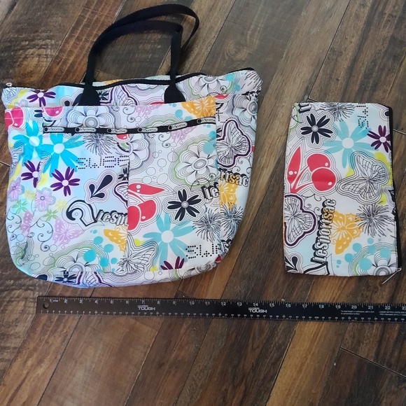 Lesportsac Bag/Tote/Saddle/Purse and Cosmetic/Change Purse Combo Cherries/Flower - Picture 2 of 5